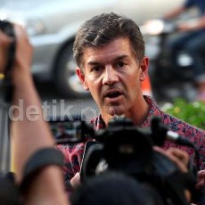 Cuma Beri Foto Salinan Murid TK JIS, Tim Carr Dinilai Kurang Kooperatif