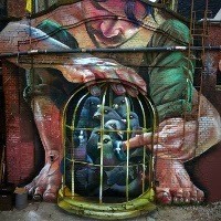 Mural Raksasa Dibuat Dengan Cat Semprot