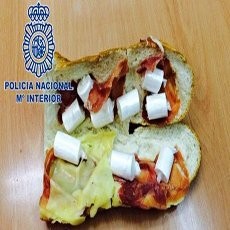 Bawa Roti Lapis Isi Kokain, Pria Kolombia Ditangkap Polisi Spanyol