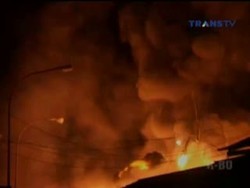 Kebakaran Hebat Landa Pasar Sentral Makassar