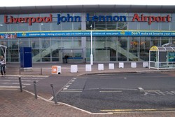 Batman, Robin Hood, Ini Dia 5 Nama Bandara Paling Unik