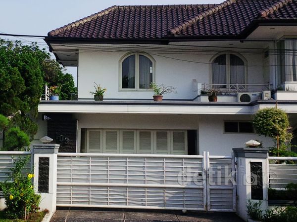 Rumah Rachmat Yasin Tampak Sepi