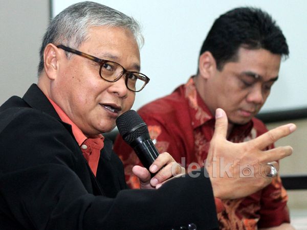 Diskusi Dilema Capres Jelang Pilpres