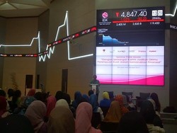 Broker Pasar Modal Masuk ke Pondok Pesantren
