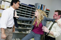 5 Risiko Ketika Menjalani Cinta Segitiga