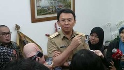 Ahok Usulkan JPO Disulap Jadi Tempat Jualan Ber-AC