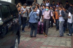 2 Kardus Dokumen dan Hardisk Diangkut KPK dari Kantor Bupati Bogor