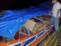 Polda Kepri Tangkap Speed Boat Bermuatan Rokok Selundupan