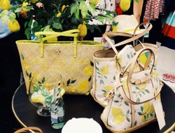 Sambut Musim Panas, Koleksi Kate Spade Didominasi Motif Lemon