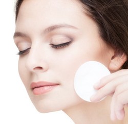 Proses Tanam Benang di Tubuh untuk Kecantikan, Seperti Apa?