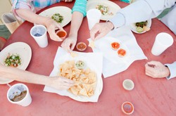 Siasati dengan Cara Ini Agar Makanan Habis dan Tetap Hemat di Restoran