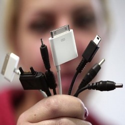 Quick Charging Merusak Baterai Smartphone