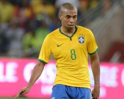 Fernandinho Harus Online Dulu agar Tahu Masuk Skuat Brasil atau Tidak
