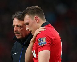 Phil Jones Bakal Fit untuk Piala Dunia