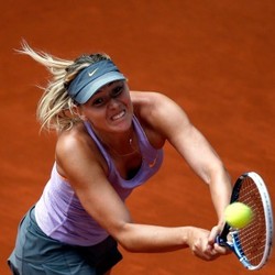 Lolos ke Perempatfinal, Sharapova Jumpa Li Na
