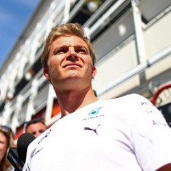 Rosberg Bertekad Menang dan Hentikan Momentum Hamilton