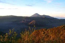 Matahari Pagi di Bromo, Cantiknya Menghipnosis