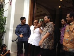 Gerindra Kian Mesra dengan PAN dan PKS, Bagaimana Nasib Golkar?