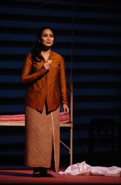 Happy Salma Susah Hafalkan Runtun Peristiwa Sejarah Bung Karno