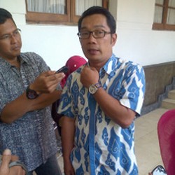 Kecewa, Ridwan Kamil Panggil Panitia Bagi-bagi Es Krim Besok