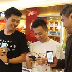 Sour Sally Bikin Game Ponsel