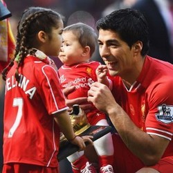 Sepatu Emas Jadi Milik Suarez