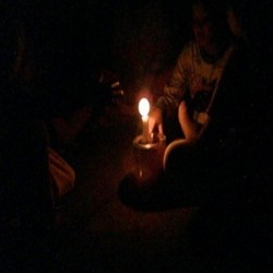 PLN: Daerah yang Masih Padam Baru Menyala Pukul 01.00 WIB
