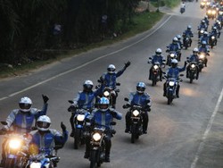 Pemotor: Mari Berbagi Jalan