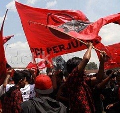 Jelang Deadline Pendaftaran Gugatan, Tim PDIP Berkonsultasi di MK