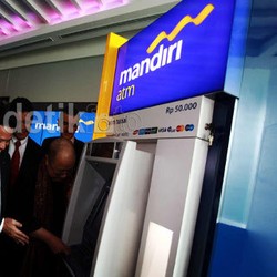 ATM Sejumlah Nasabah Diblokir, Ini Penjelasan Bank Mandiri