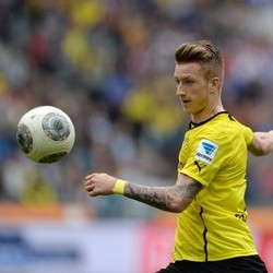 Reus Tegaskan Takkan Tinggalkan Dortmund