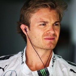 Rosberg Gusar Kalah 0,6 Detik dari Hamilton