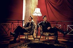 Tiket Tiga Hari Konser Fly To the Sky Habis dalam 10 Menit