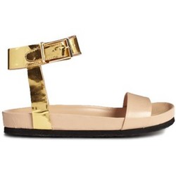 Editors Choice: Tampil Gaya dengan 5 Varian Alas Kaki Warna Nude