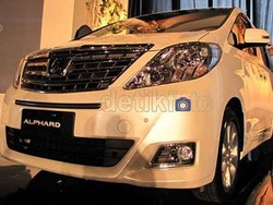 Beli Mobil Toyota Bisa Jalan-jalan Plus Miliki Alphard