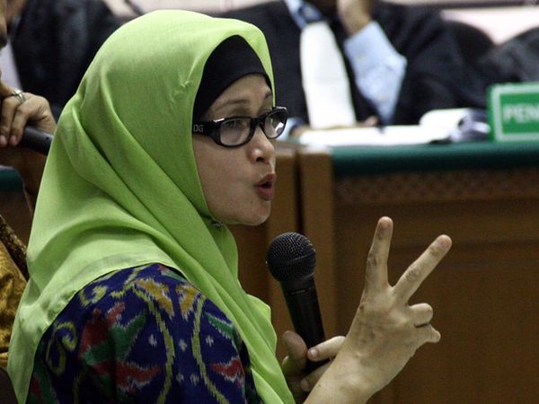 Susi Tur Besaksi untuk Ratu Atut