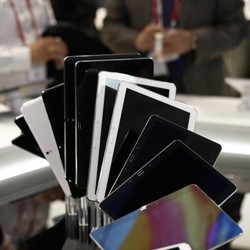 Tablet Jumbo Samsung Kian Besar: 13,3 Inch