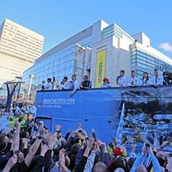 Pesta Juara City, Manchester Membiru