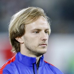 Dikaitkan dengan Madrid, Rakitic Baru Mau Bahas Usai Piala Dunia
