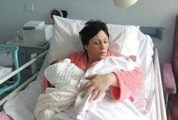 Bayi Ibu Ini Lahir Mati karena Sindrome Pipi Ditampar