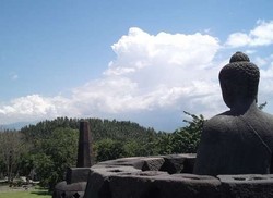 Penting! 7 Tips Menonton Waisak di Borobudur
