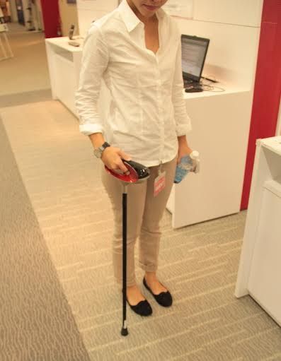 Canggih! Tongkat Pintar untuk Tunanetra