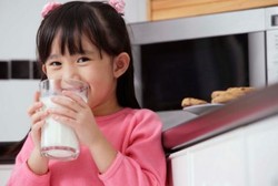 Ketika Anak Ogah Minum Susu Sapi dan Susah Gemuk Meski Makan Banyak