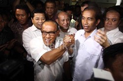 PDIP: Belum Ada Pembicaraan Resmi Soal Koalisi dengan Golkar