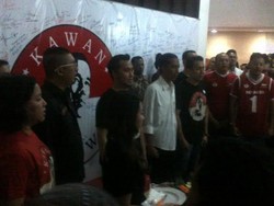 Menjelang Tengah Malam, Jokowi Deklarasikan Dukungan Organisasi Pemuda