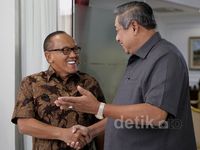 Ical Temui SBY di Kantor Presiden