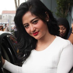 Menengok Kembali Kasus Dewi Persik Hingga Kebebasannya