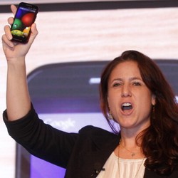 Motorola Ingin Bunuh Feature Phone