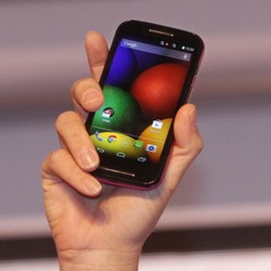 Motorola Moto E, Android Bertenaga Rp 1,5 Juta