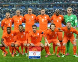 Van Gaal Umumkan Skuat Bayangan Belanda